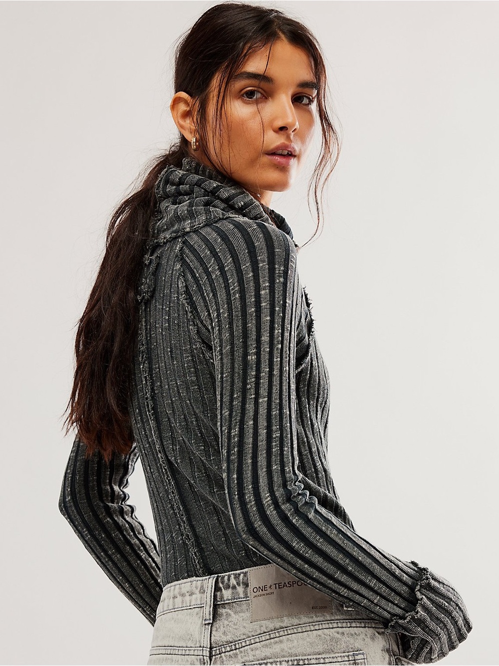 Free People Raw Hem Acid Wash Streetwear Downtown Girl Casual Grunge Y2K Sweater